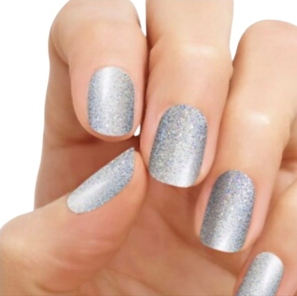 Color Street Fort Worth It 16 Nail Strips Silver